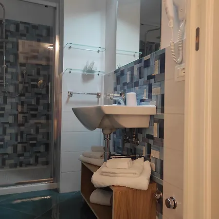 Residenza Porta Romana Πανσιόν 4*