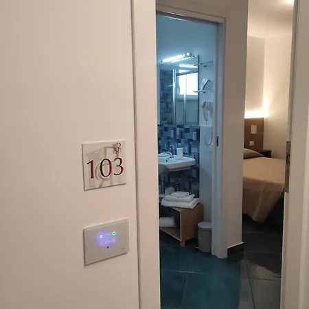 게스트하우스 Residenza Porta Romana 4*