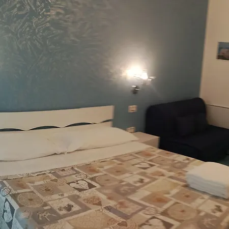 Residenza Porta Romana 4* Тропея