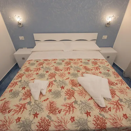 Residenza Porta Romana Πανσιόν 4*