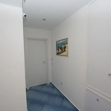 Residenza Porta Romana 4* 트로페아